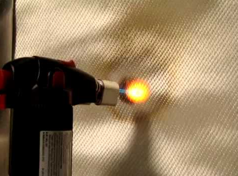 Pano alto da fibra de vidro do silicone de pano resistente ao calor do silicone 18OZ usado para a almofada 0 da isolação térmica da porta do fumo